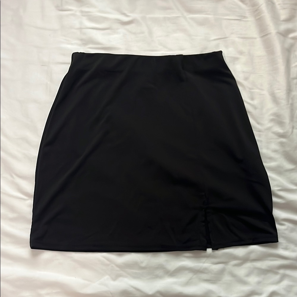 Windsor Black Mini Pencil Skirt for Casual Wear